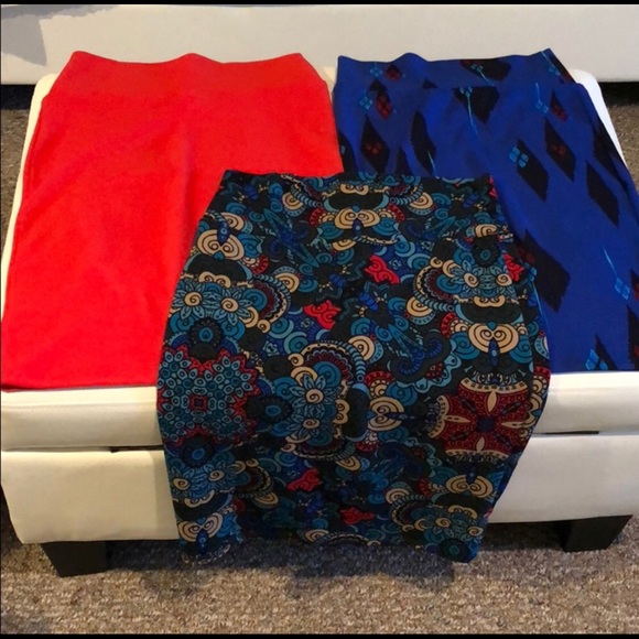 LuLaRoe red/orange skirt - Picture 2 of 2